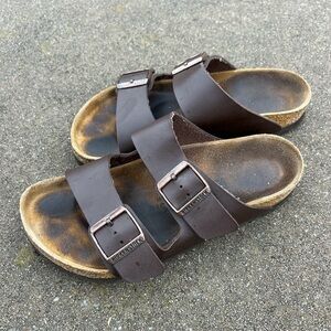 Birkenstock Women’s Arizona Oiled Leather Sandals